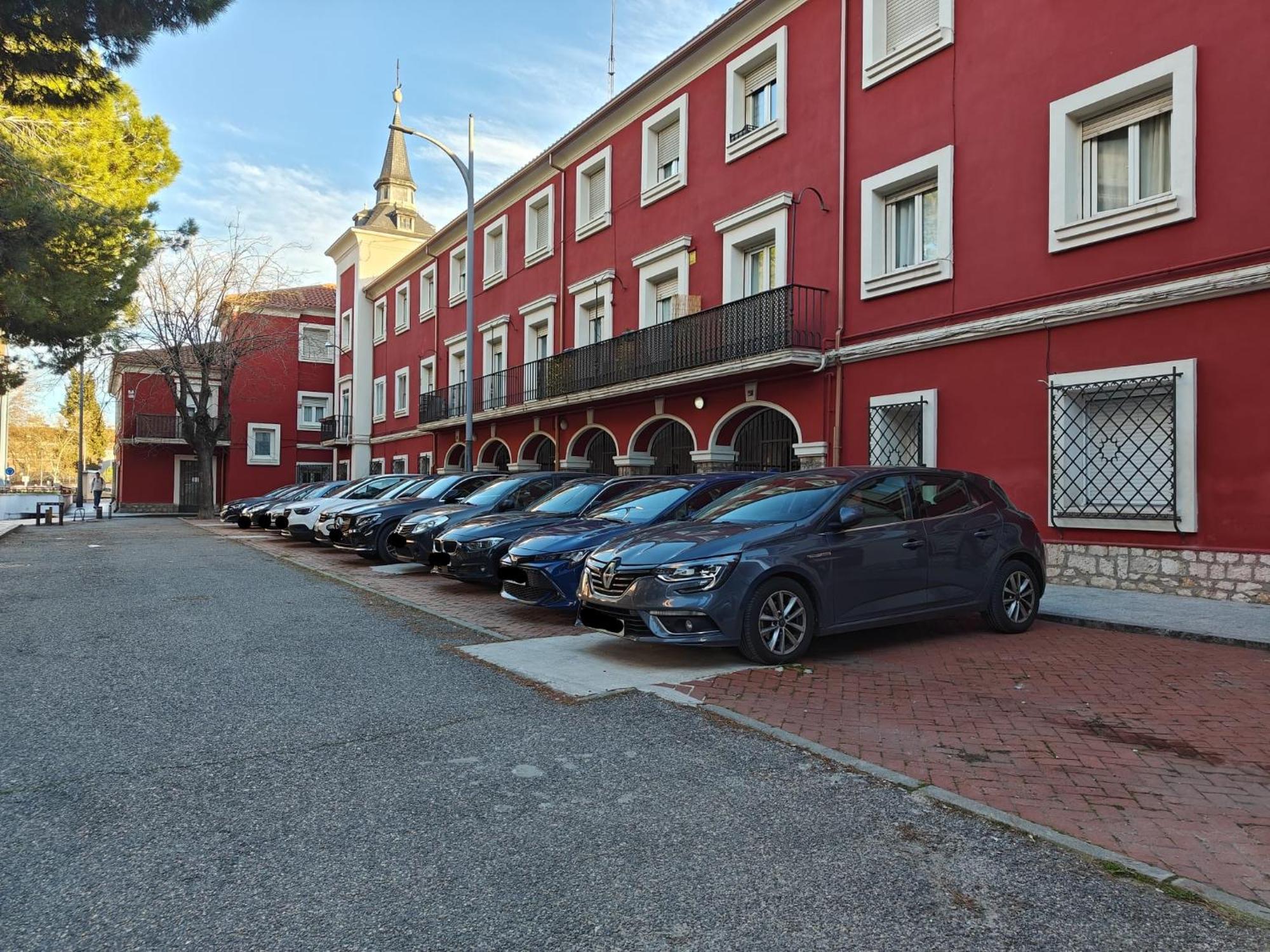 Atico Con Terraza Y Chimenea Junto A Universidad 알칼라데에나레스 외부 사진